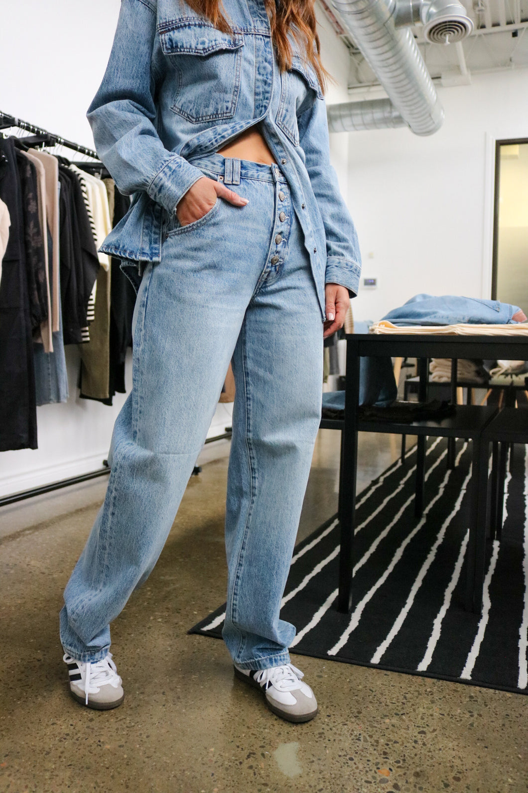 Ezra High Rise Relaxed Taper - Skylark